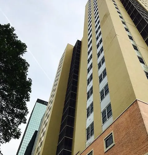 Downtown Condo With A View Sleeps 4 5D